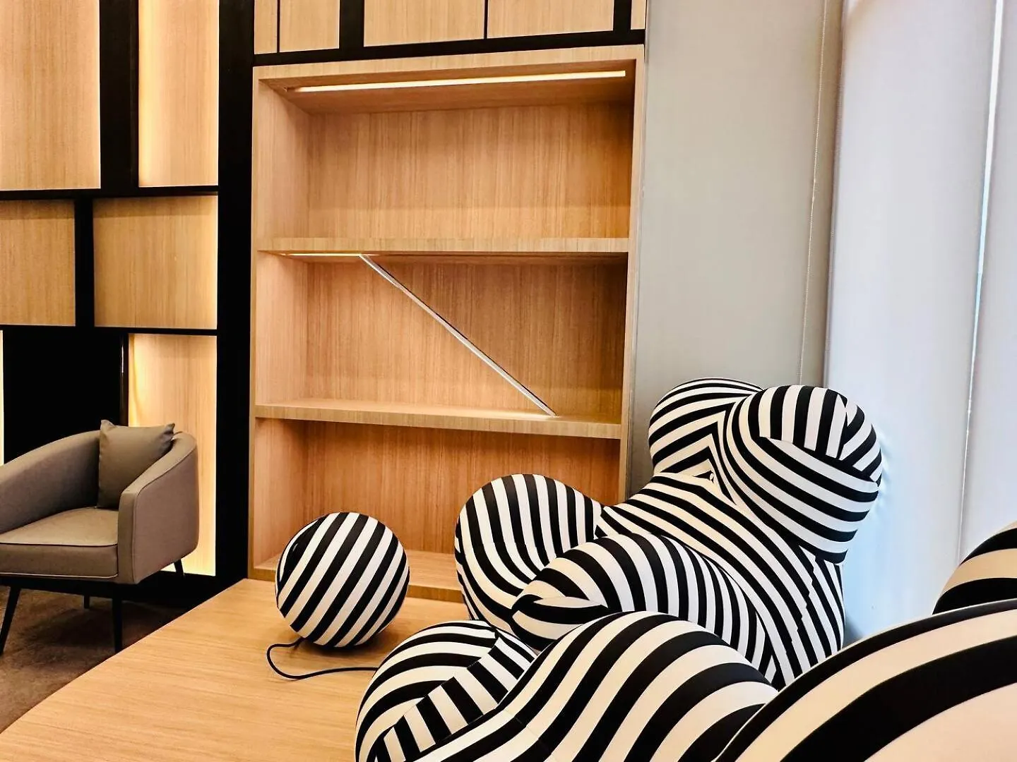 Tatami With Seaview, 9Pax, Urban Suites By Pg Home George Town 0*,