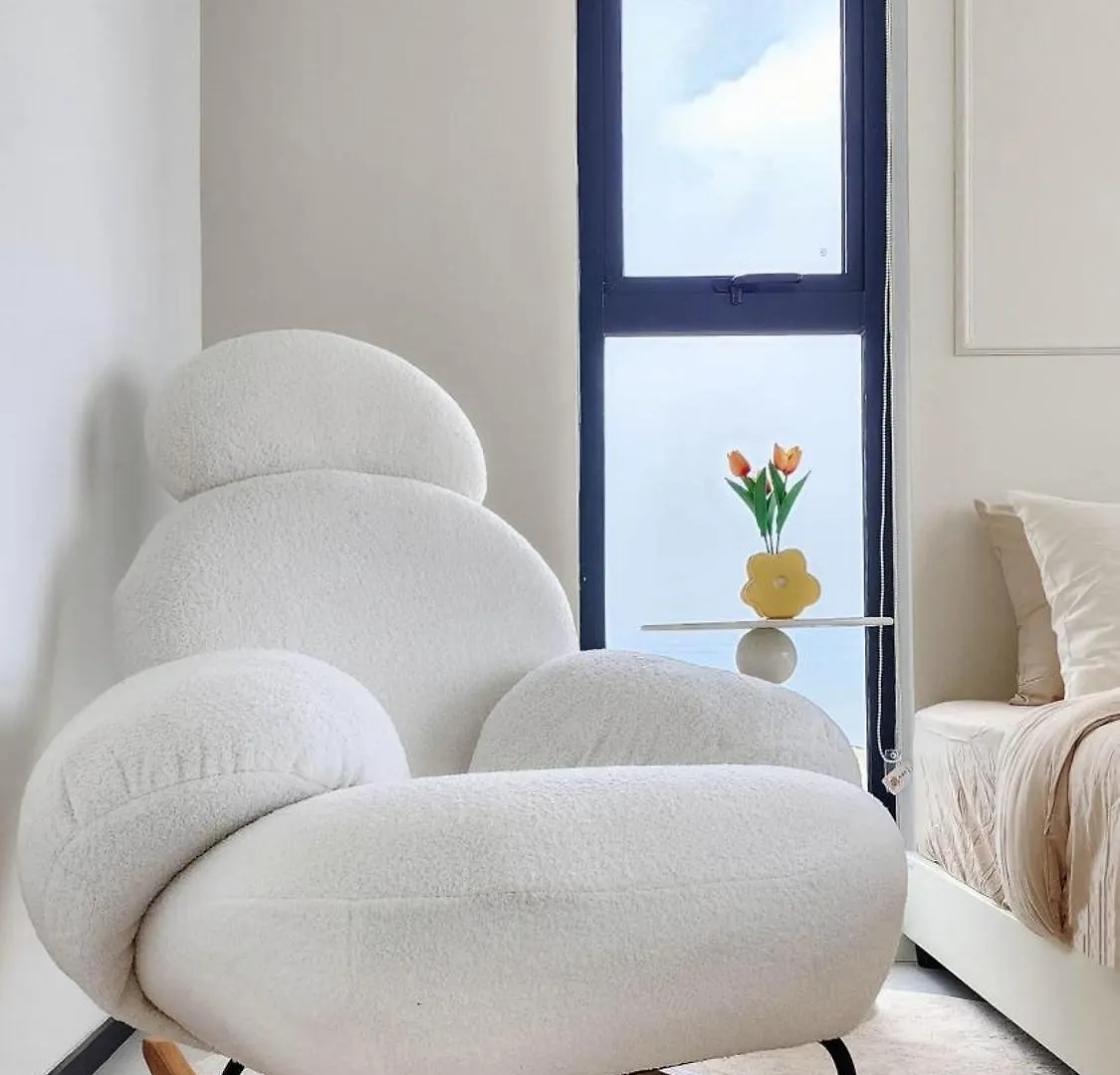 Tatami With Seaview, 9Pax, Urban Suites By Pg Home George Town