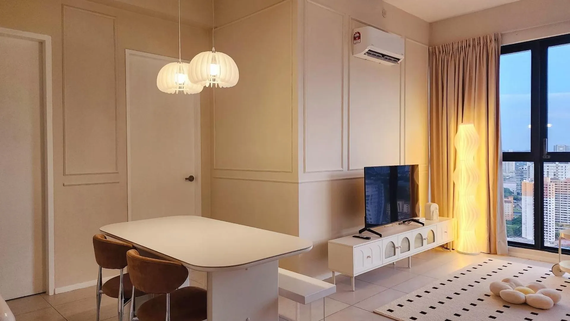 Tatami With Seaview, 9Pax, Urban Suites By Pg Home George Town Apartment