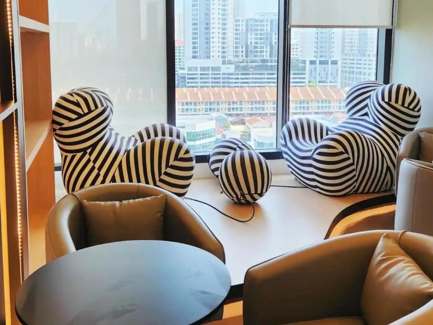 Tatami With Seaview, 9Pax, Urban Suites By Pg Home George Town Apartment